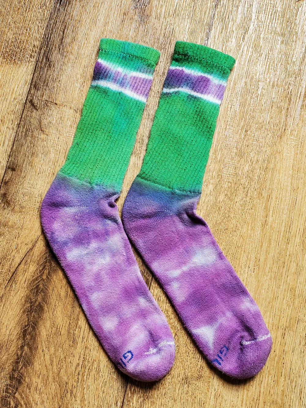Gildan Green and Purple Crew Socks